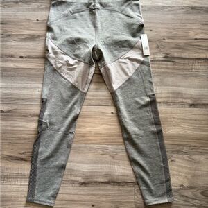 Tahari Women's Gray Leggings